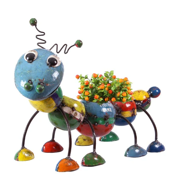 E40489 Camilla the Caterpillar